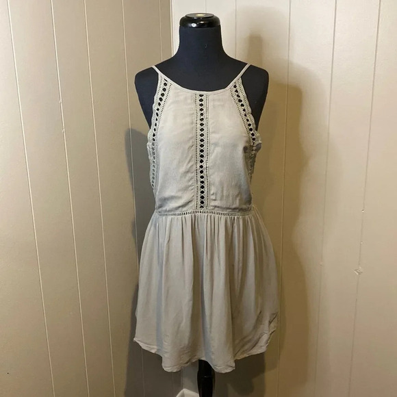 NWT TOBI Extra Small Mini Open Back Shift Dress in Olive Grey Liner Dress - Picture 3 of 9